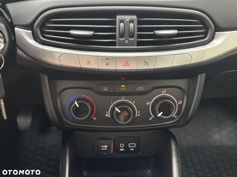 Fiat Tipo 1.4 16v Street - 24