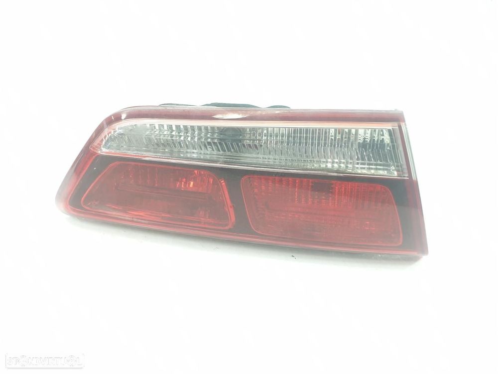 FAROLIM TRASEIRO ESQUERDO INTERIOR KIA OPTIMA JF - 1