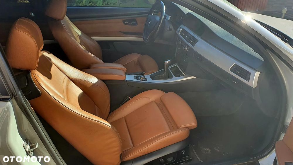 BMW Seria 3 320d DPF M Sport Edition - 7