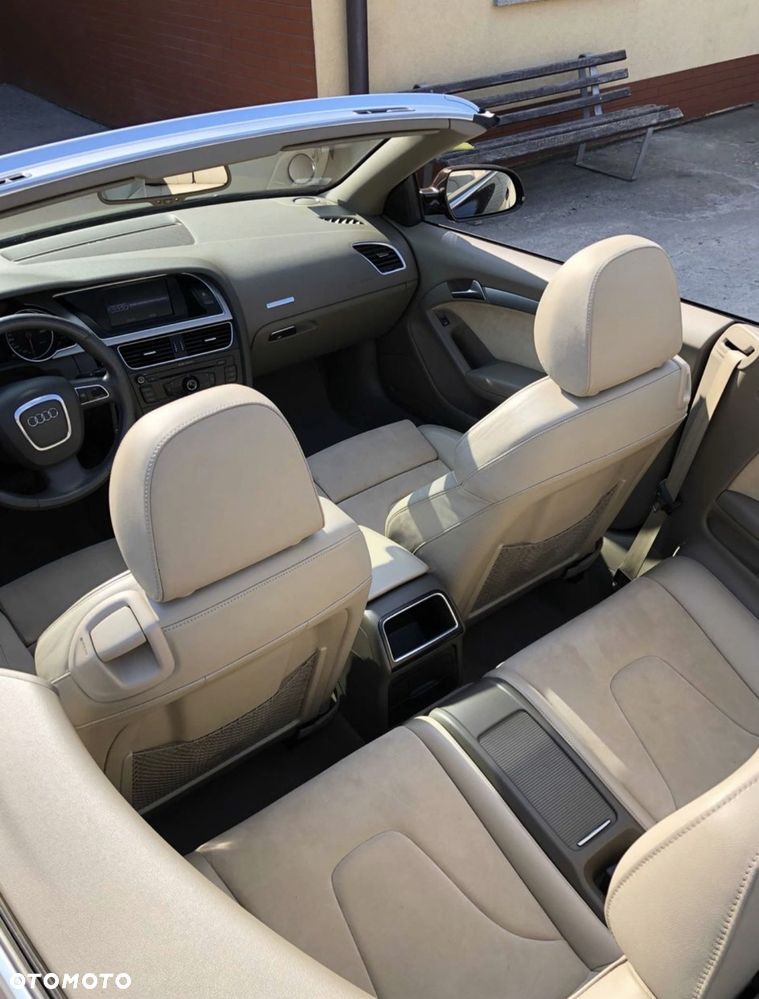 Audi A5 Cabrio - 15