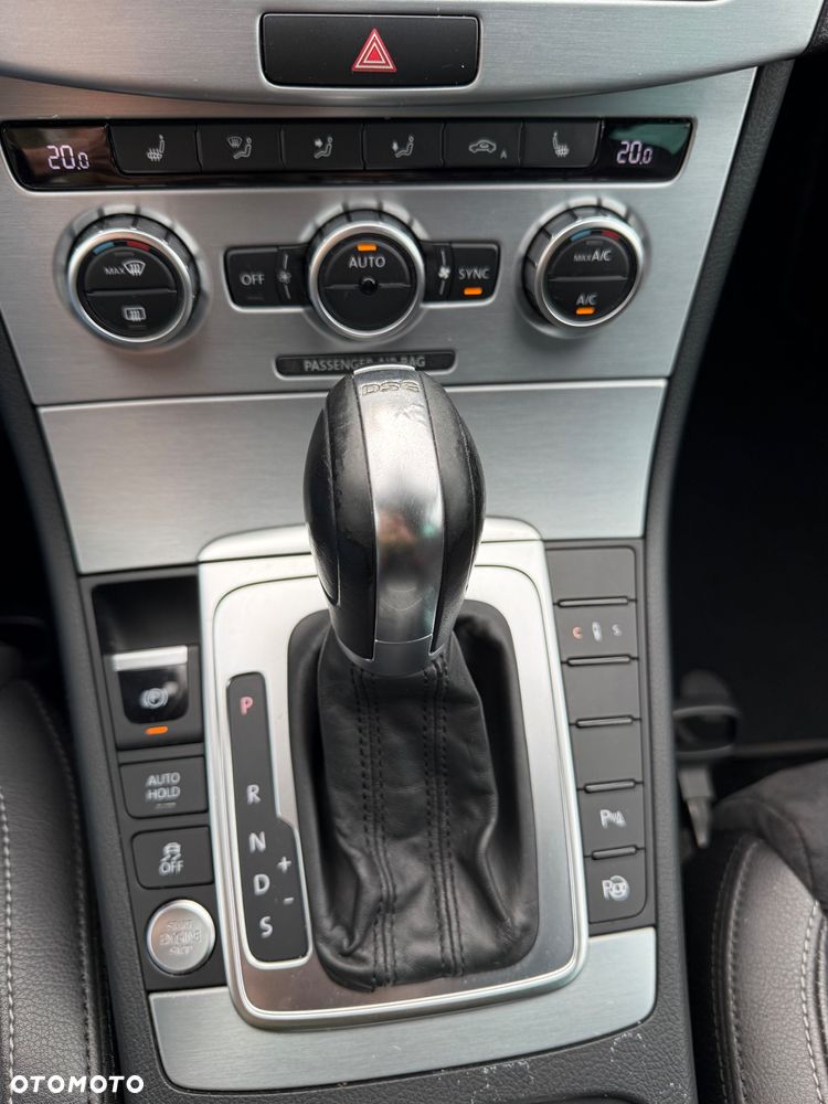 Volkswagen CC - 24
