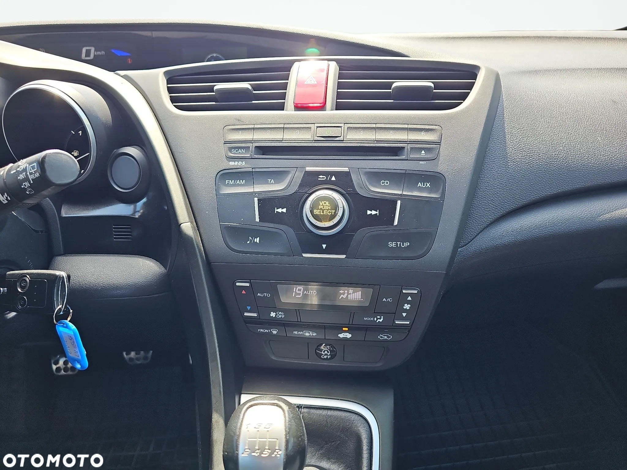 Honda Civic 1.4 Sport - 18