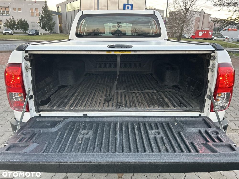 Toyota Hilux 2.4 D-4D Double Cab DLX 4x4 - 9