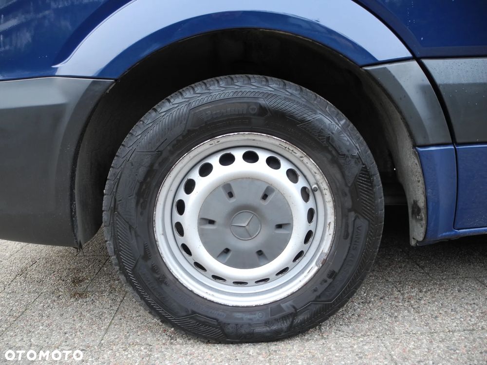 Mercedes-Benz Sprinter - 18