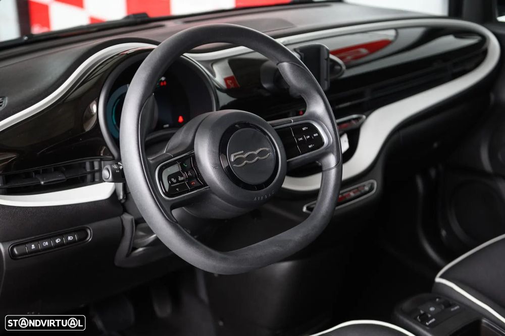 Fiat 500e Action - 21