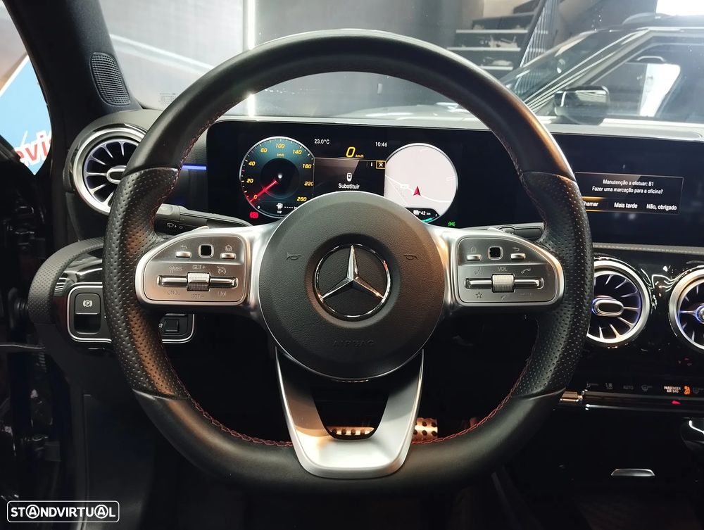 Mercedes-Benz A 250 Limousine e AMG Line - 21