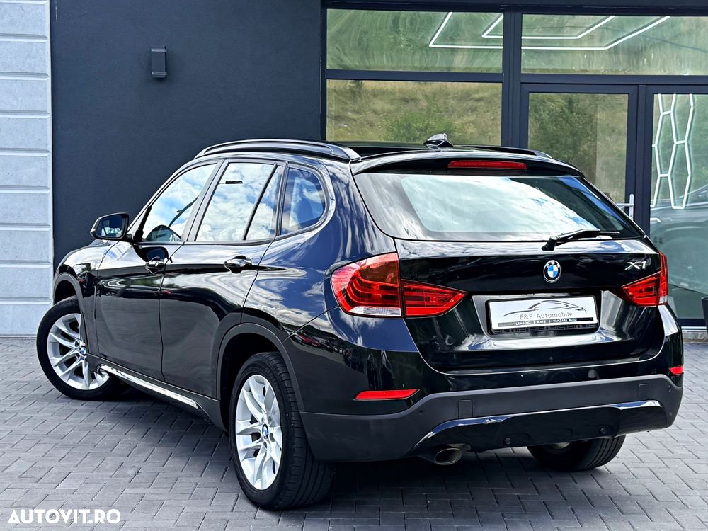 BMW X1 sDrive18d xLine - 13