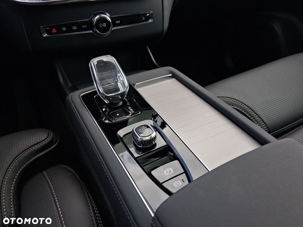 Volvo XC 90 - 13
