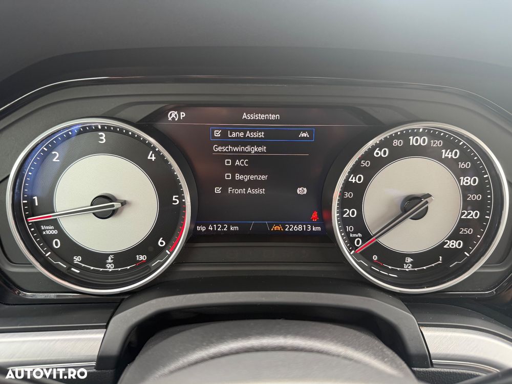 Volkswagen Touareg V6 TDI 4MOTION Elegance - 22