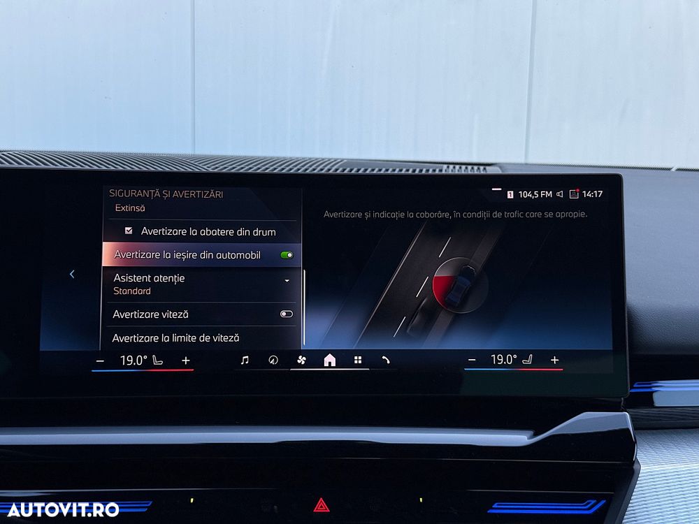 BMW Seria 5 520i AT MHEV - 37