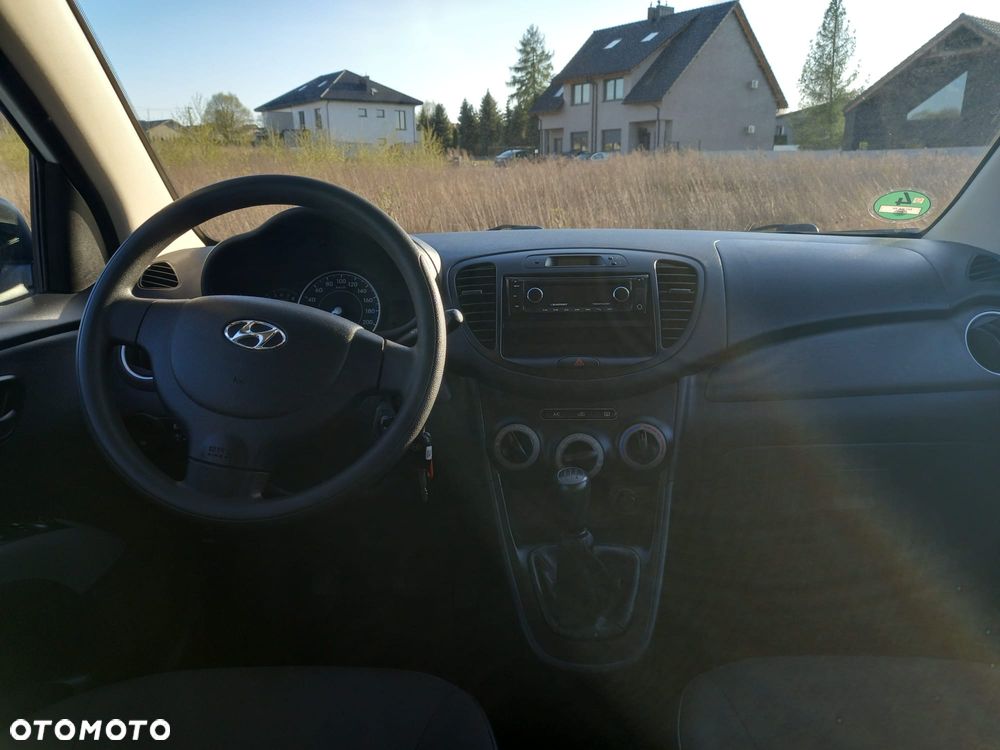 Hyundai i10 1.1 UEFA EURO 2012 Edition - 9