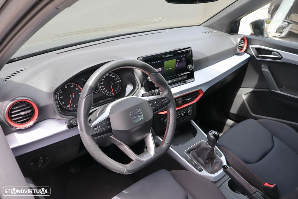 SEAT Arona 1.0 TSI FR - 10