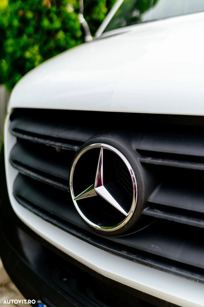 Mercedes-Benz Sprinter - 14