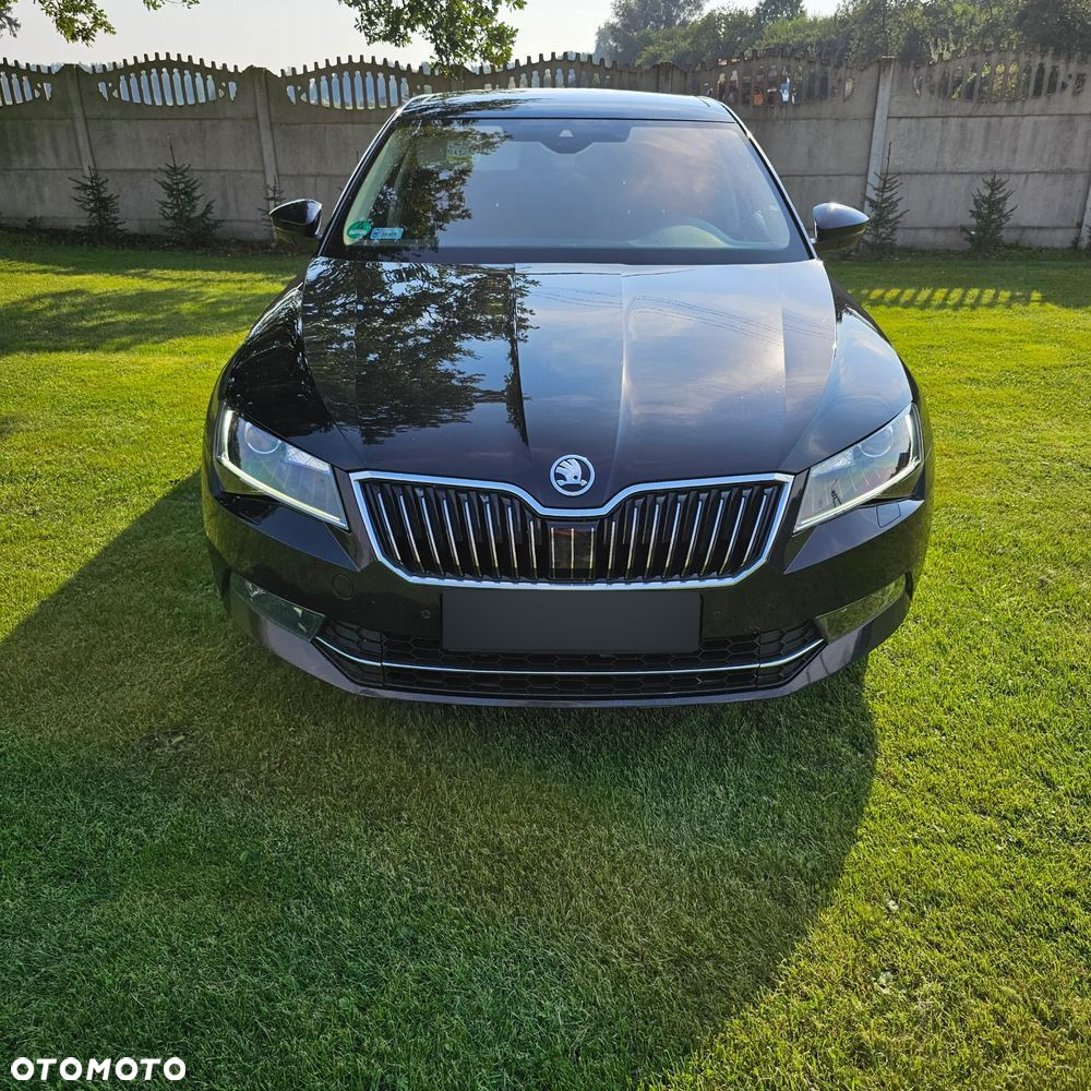 Skoda Superb 2.0 TDI SCR L&K DSG - 2