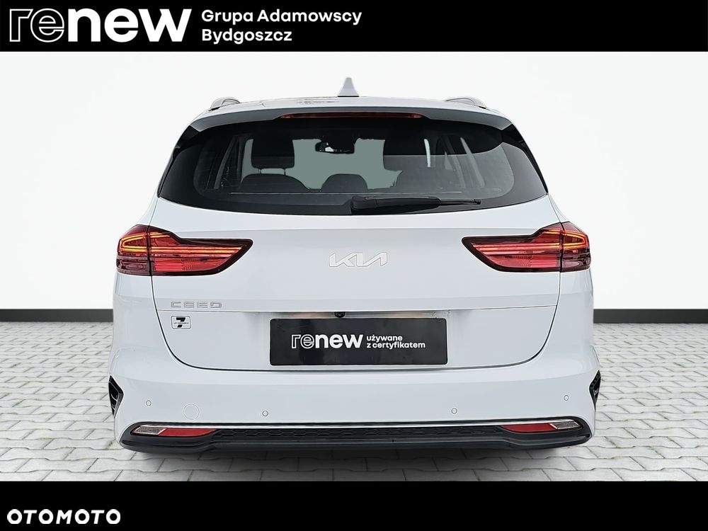 Kia Ceed 1.5 T-GDI M - 10