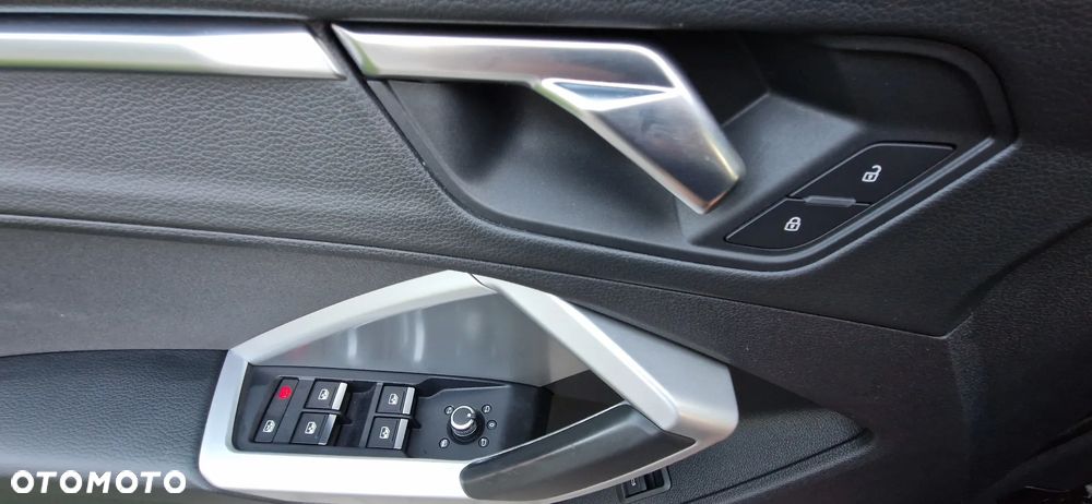 Audi Q3 35 TFSI Advanced S tronic - 12