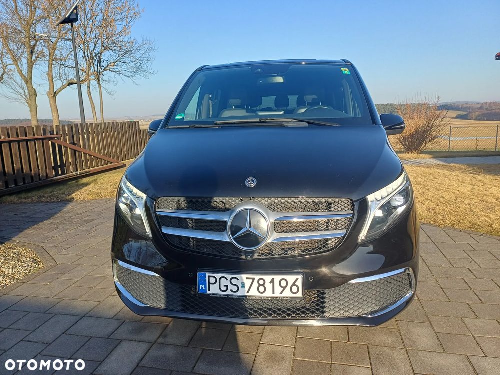 Mercedes-Benz Klasa V 300 d Extralang 9G-TRONIC Avantgarde - 3