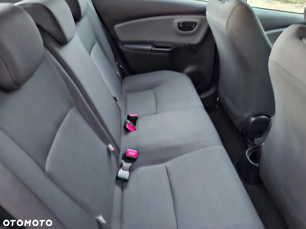 Toyota Yaris - 19