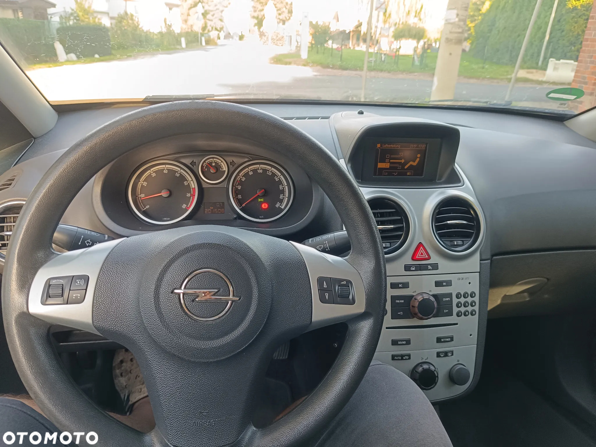 Opel Corsa - 12