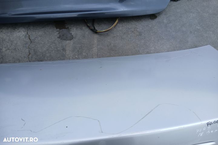 Capota portbagaj Ford Mondeo MK3 [2000 - 2003] Sedan 1.8 MT (125 hp) - 4