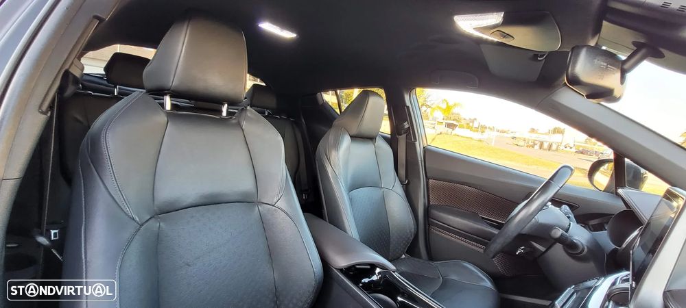 Toyota C-HR 1.8 HSD Exclusive+P.Luxury - 6