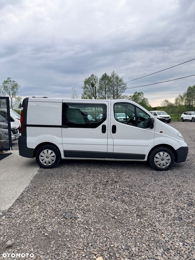 Opel Vivaro - 5