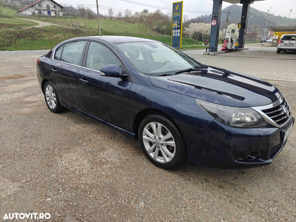 Renault Latitude - 10