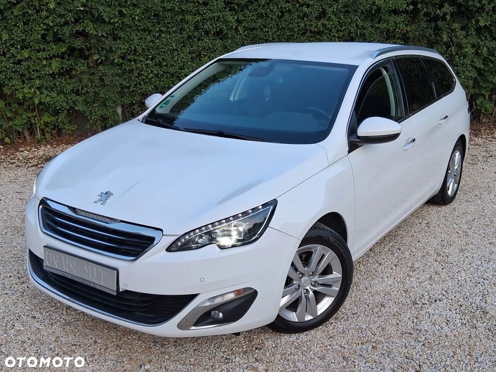 Peugeot 308 SW 1.6 BlueHDi Allure S&S - 17