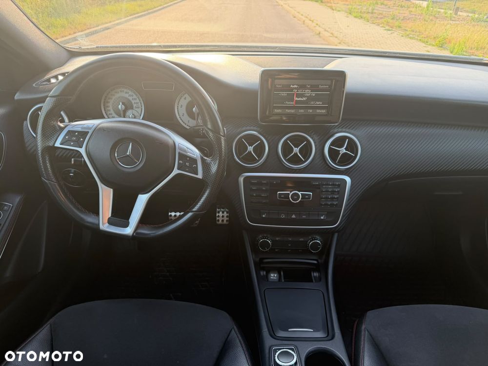 Mercedes-Benz Klasa A 180 (BlueEFFICIENCY) 7G-DCT AMG Sport - 19