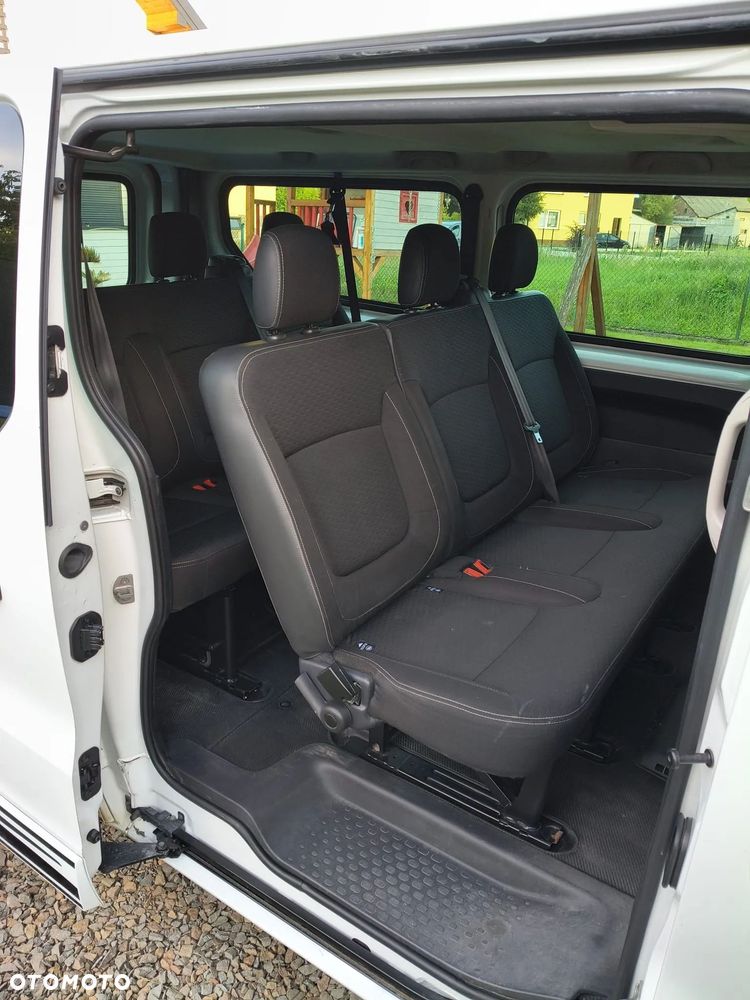 Opel Vivaro L2H1 2.9t Sport - 8