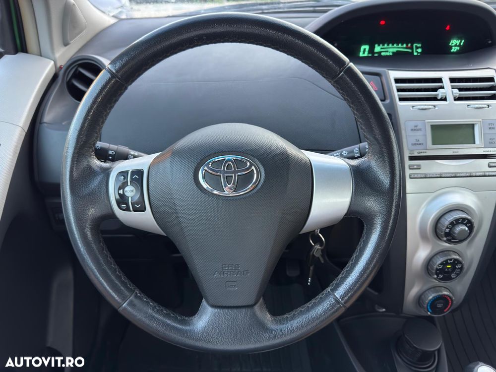 Toyota Yaris 1.0 Luna - 7