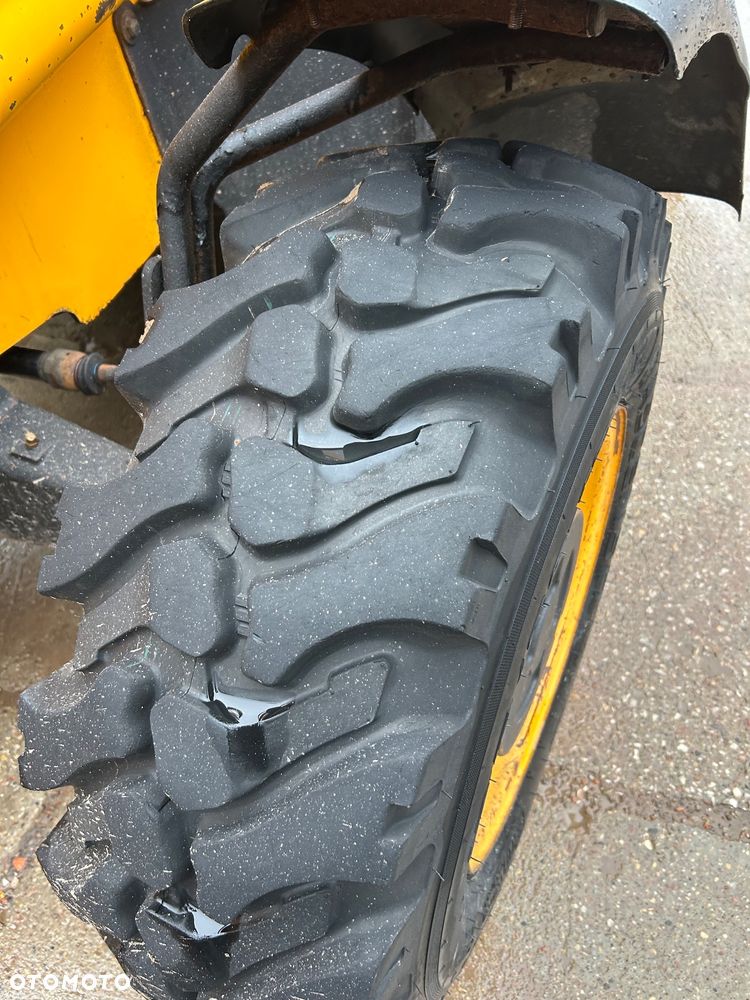 JCB 3CX Sitemaster - 8