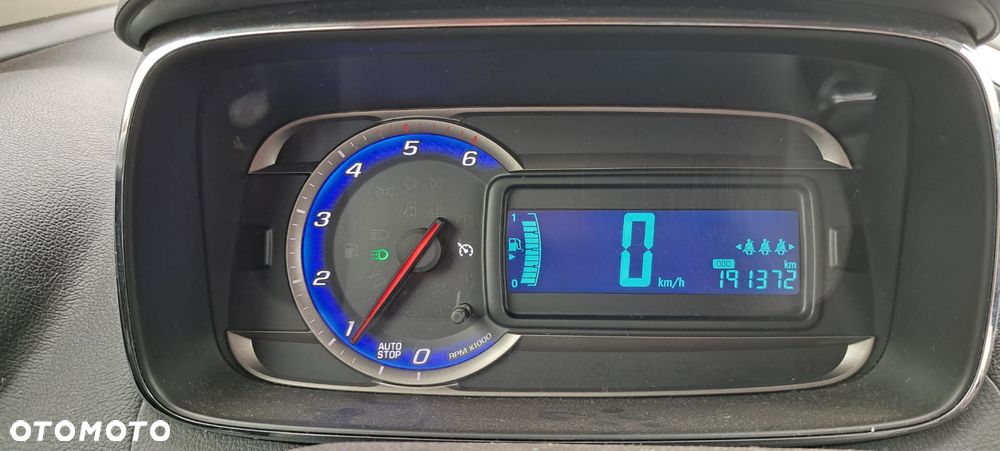 Chevrolet Trax 1.7 D LT - 6