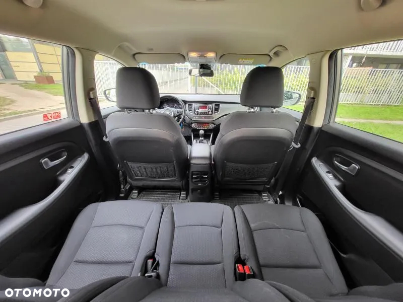 Kia Carens 1.6 GDI M - 22