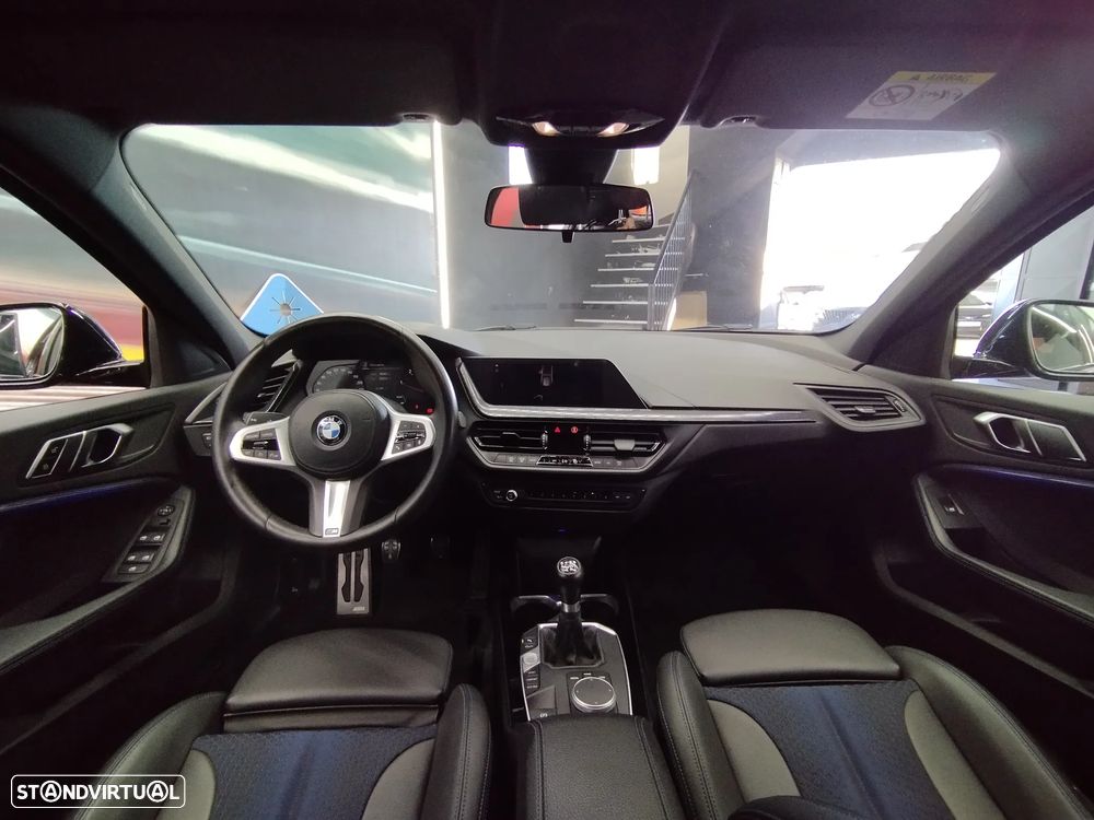 BMW 116 d Pack Desportivo M - 15