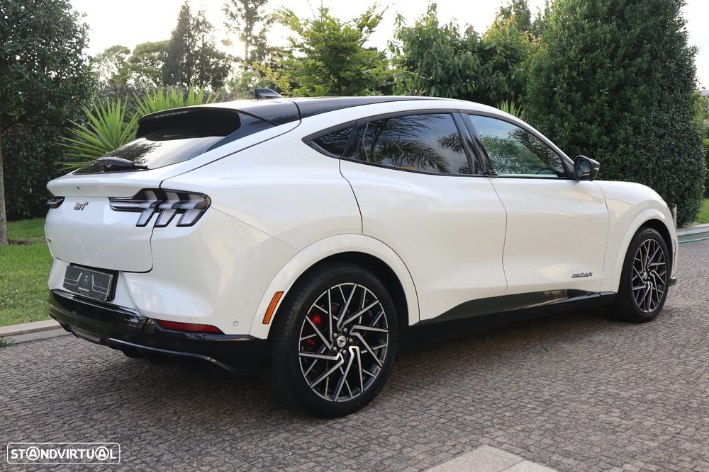Ford Mustang Mach-E 98.7 kWh GT AWD - 3