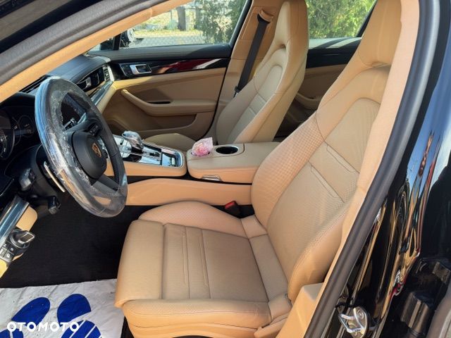 Porsche Panamera 4S E-Hybrid - 14