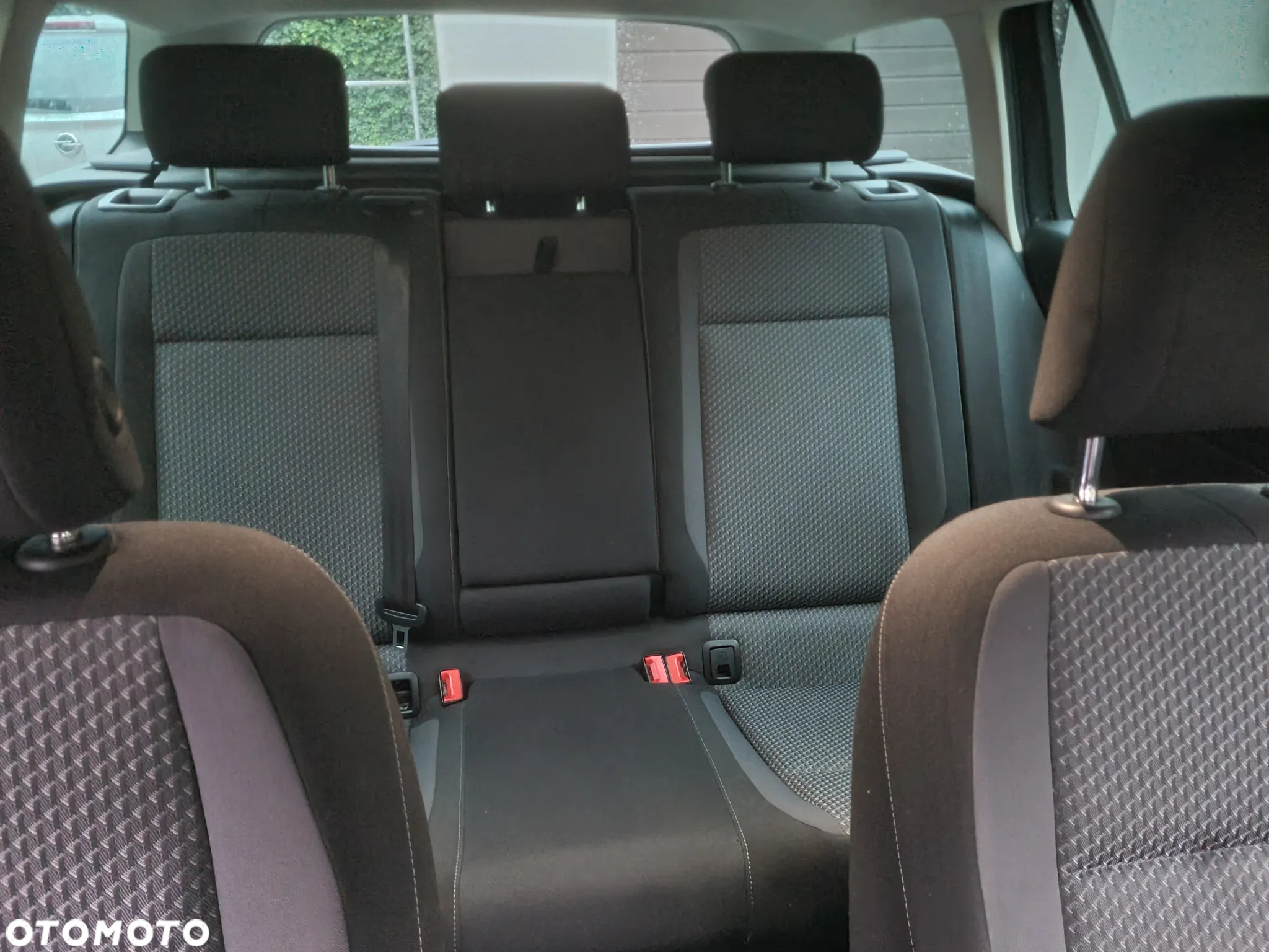 Volkswagen Passat 1.6 TDI BMT Trendline - 24