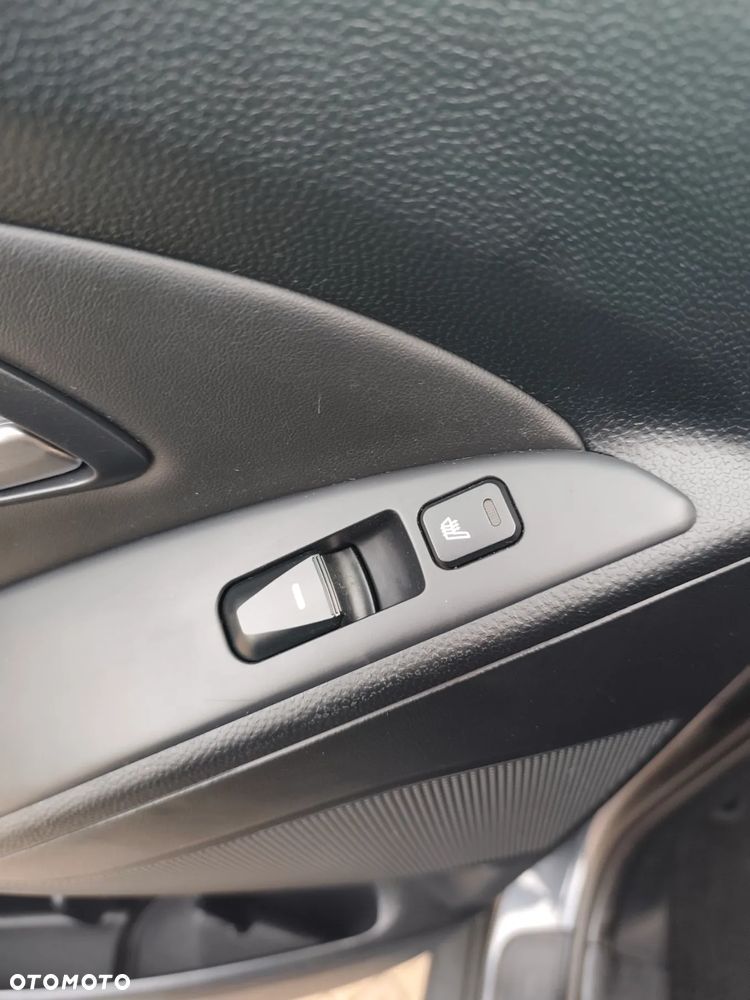 Hyundai ix35 1.6 2WD Comfort - 21