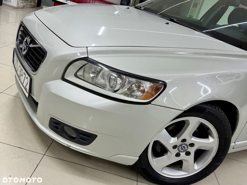 Volvo V50 DPF DRIVe Kinetic - 16