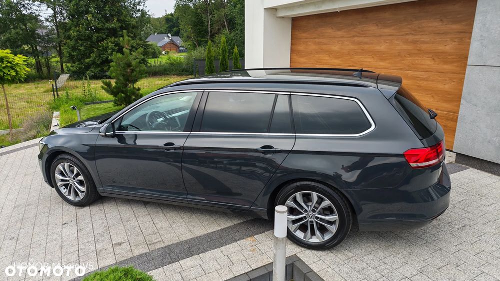 Volkswagen Passat 2.0 TDI (BlueMotion Technology) DSG Highline - 17