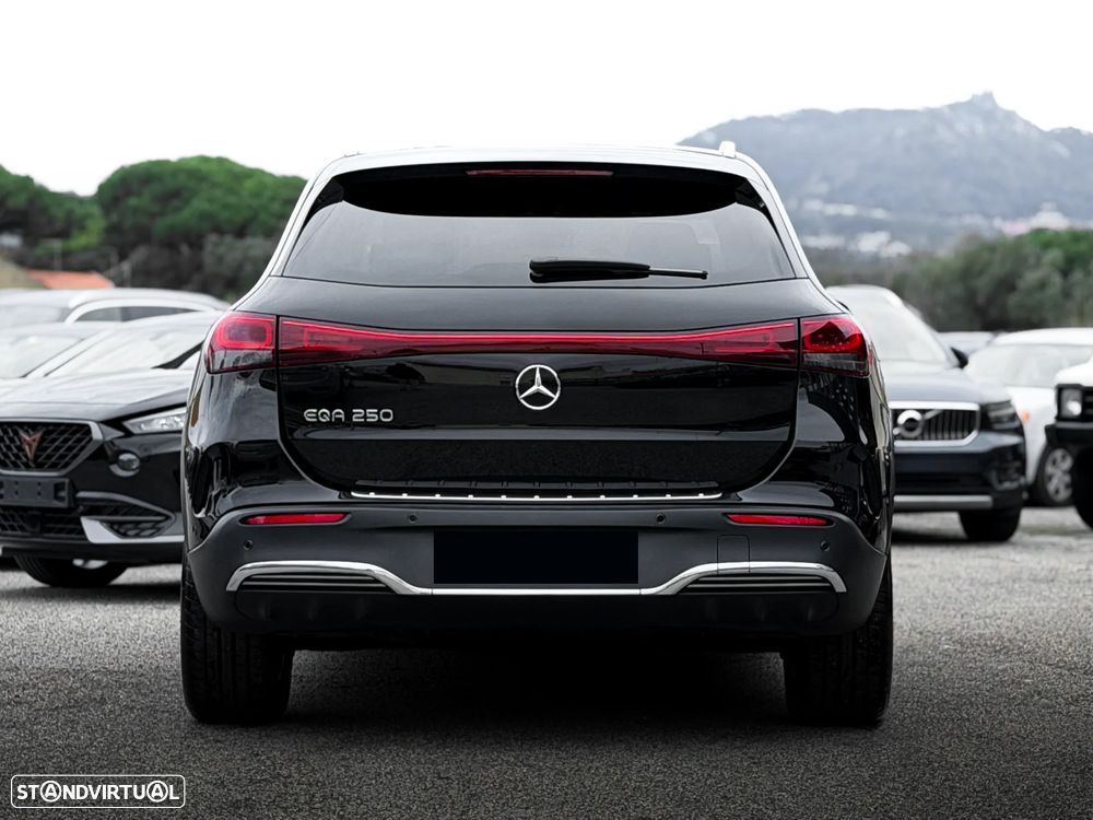 Mercedes-Benz EQA 250 AMG Line - 4