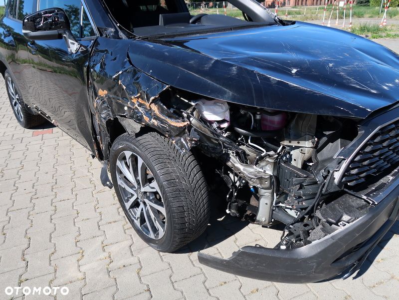 Toyota Corolla Cross 2.0 Hybrid Comfort - 32