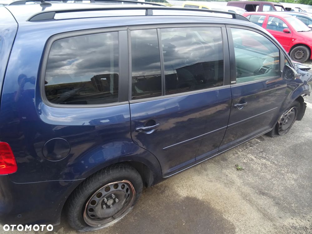 Vw Touran 2011 na części maska klapa zderzak błotnik drzwi - 2