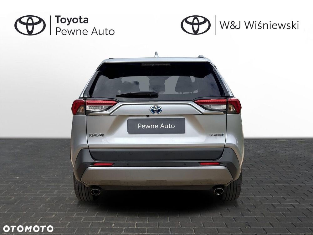 Toyota RAV4 - 6
