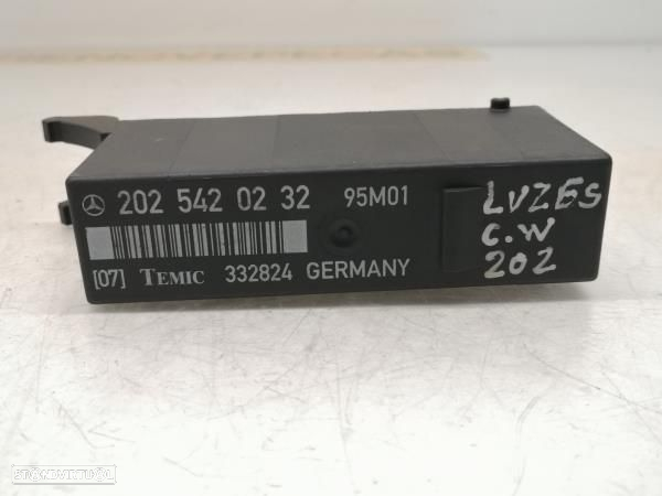 Centralina / Modulo Luzes Mercedes-Benz C-Class (W202) - 2