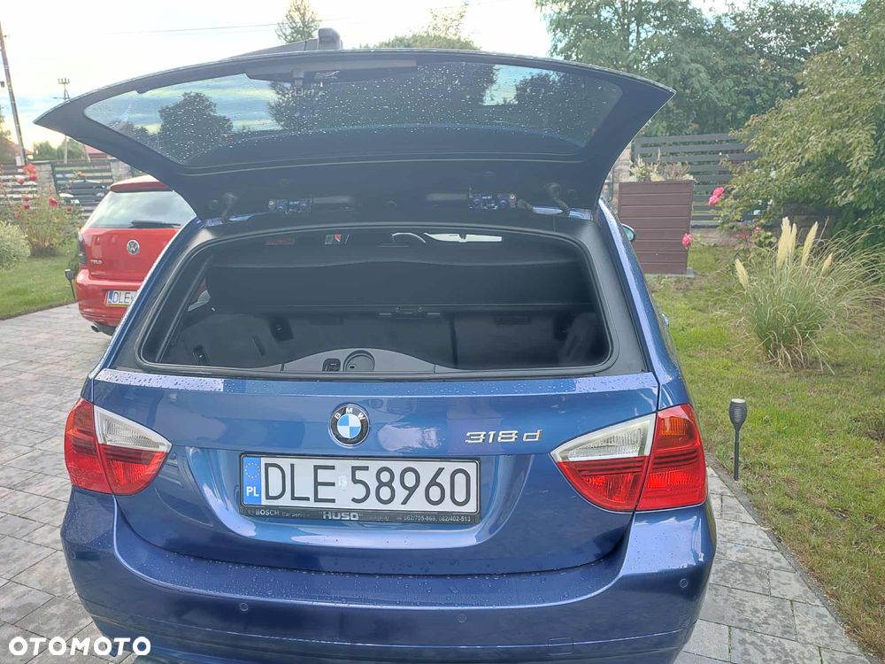 BMW Seria 3 318d - 5