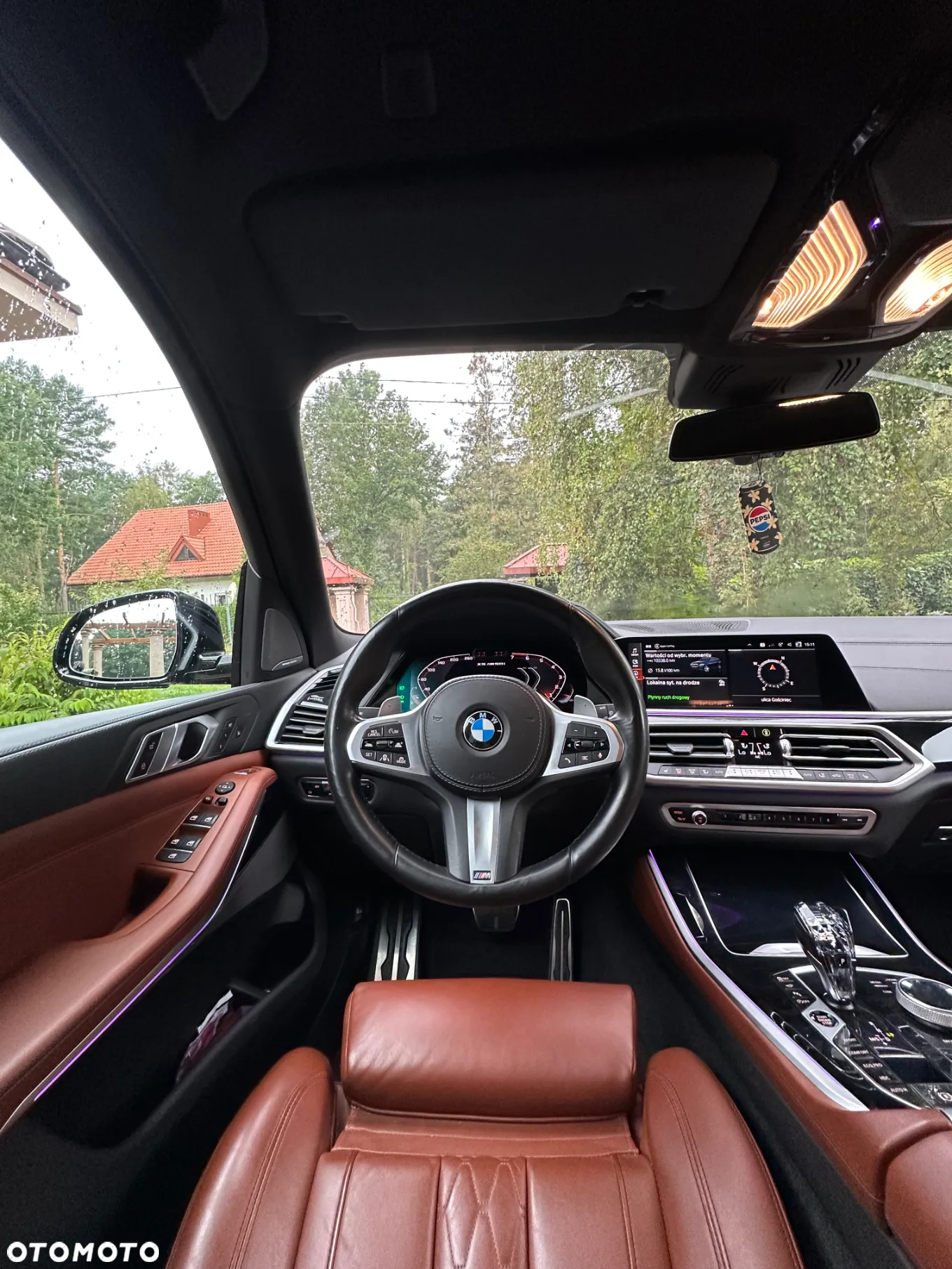 BMW X5 M M50i - 12