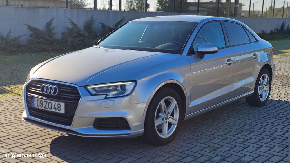 Audi A3 Limousine 30 TDI - 1
