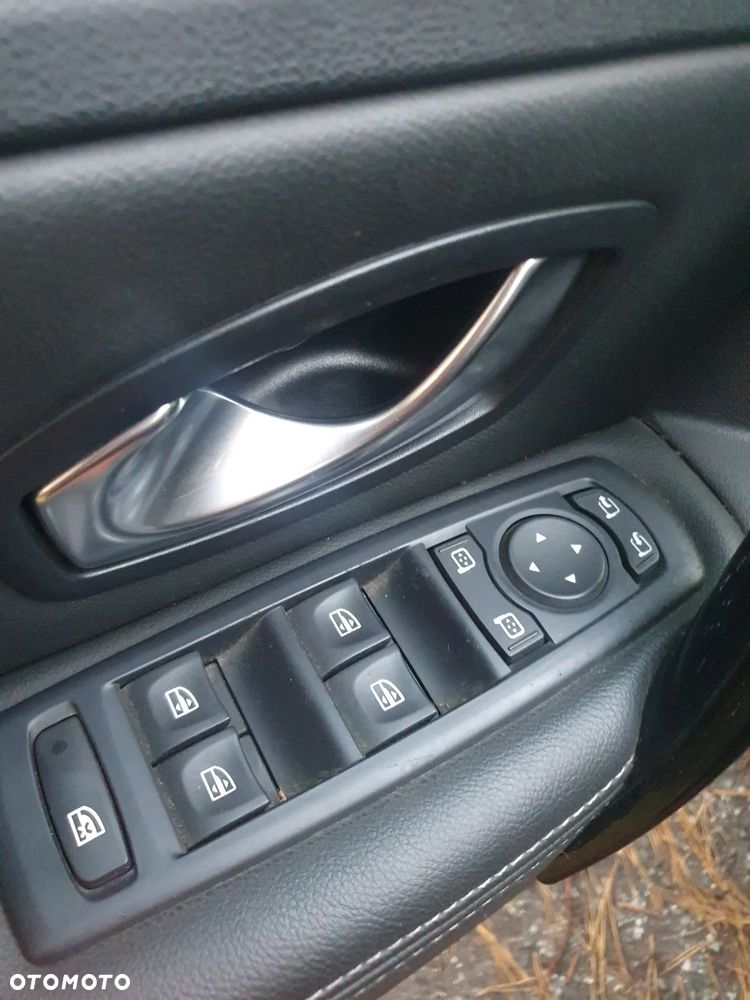 Renault Laguna ENERGY dCi 130 FAP Start & Stop Bose Edition - 12